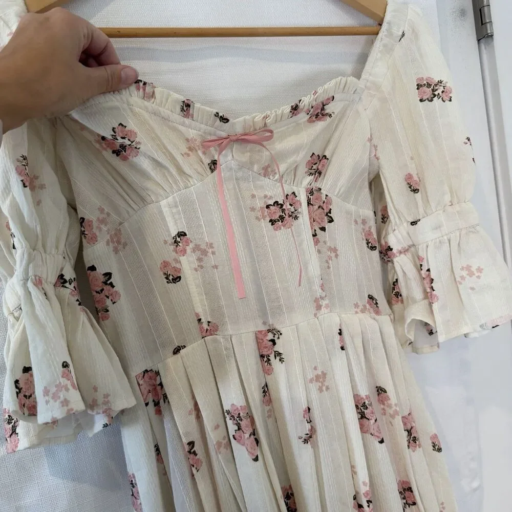 [ON HOLD NOT FOR SALE] Floral Off-Shoulder Dress - Picture 2 of 14